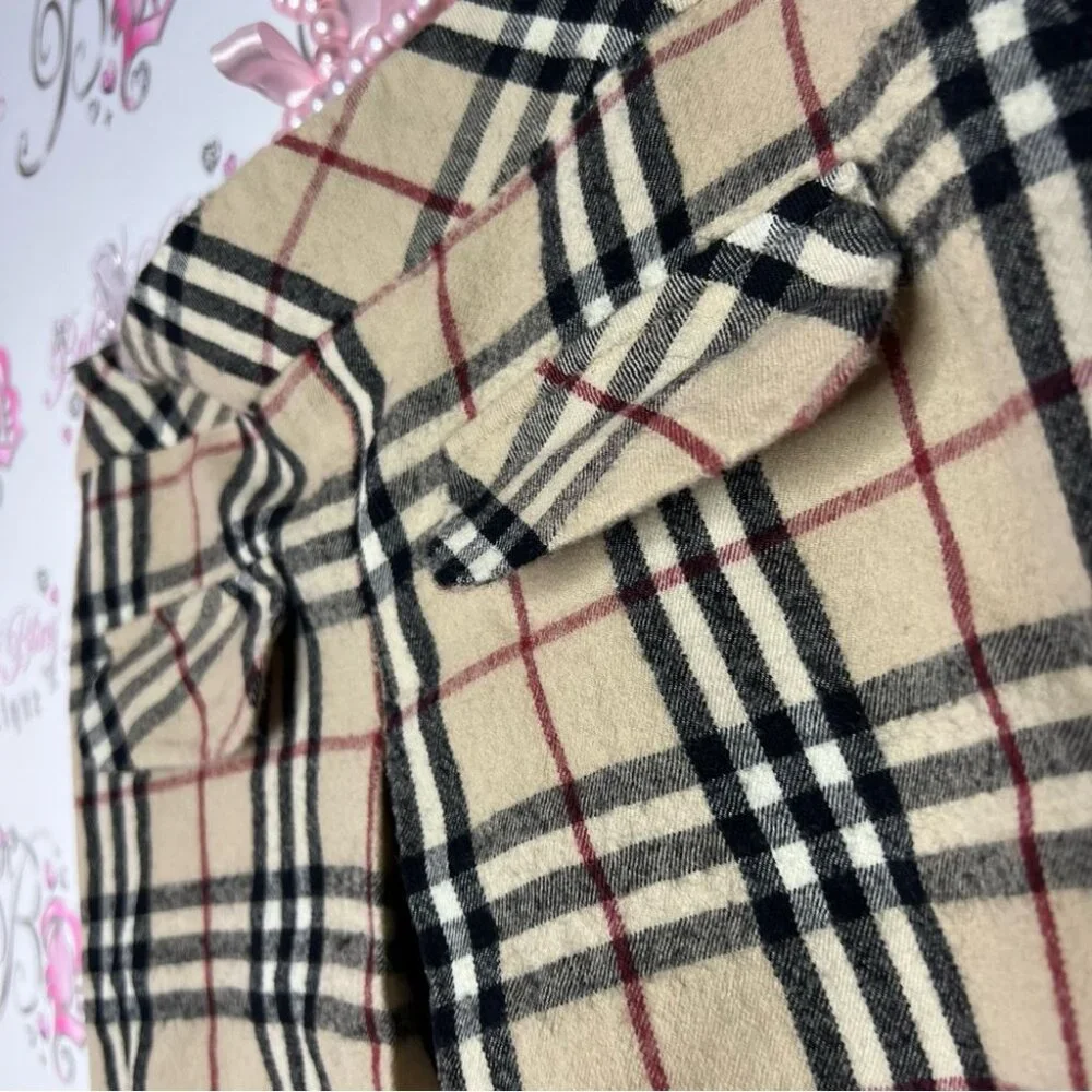 Burberry skirt plaid nova check print pleated pockets on back cute school girl